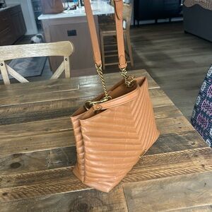 Elegant Tan Quilted Shoulder Bag